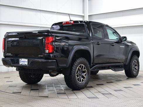 Used 2023 Chevrolet Colorado ZR2 w/ ZR2 Convenience Package III image 8