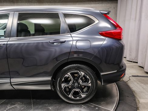 Used 2019 Honda CR-V Touring image 8