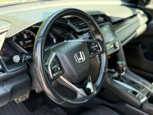 Used 2020 Honda Civic Sport image 14