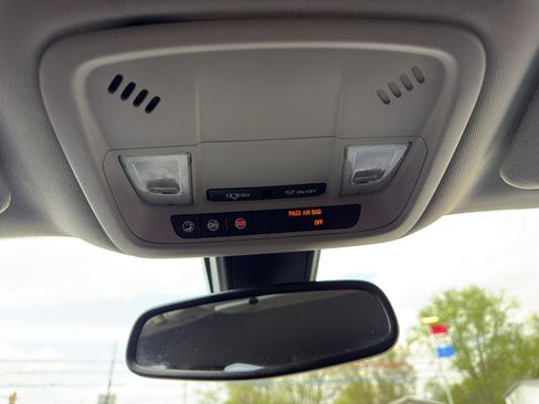 Used 2016 Chevrolet Malibu LT image 20