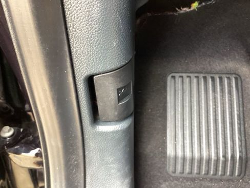 Used 2023 Ford F150 XLT AWD/4WD image 59