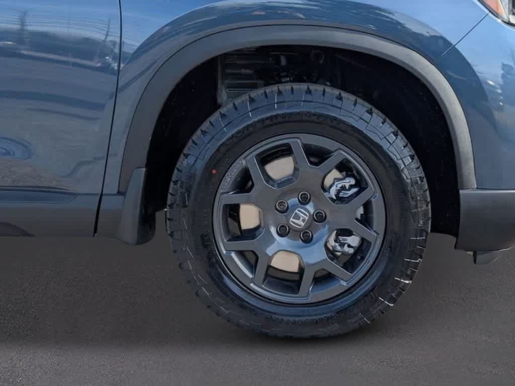 New 2026 Honda Pilot TrailSport image 9