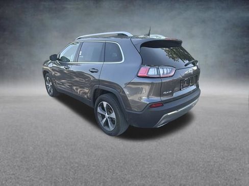 Used 2019 Jeep Cherokee Limited AWD/4WD image 3