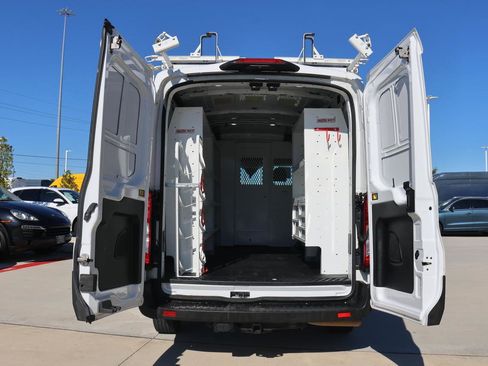 Used 2020 Ford Transit 250 Medium Roof image 18