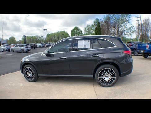 Used 2023 Mercedes-Benz GLC 300 image 5