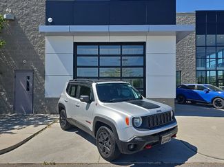 Used 2018 Jeep Renegade Trailhawk w/ Cold Weather Group II AWD/4WD video 1