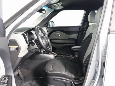 Used 2016 Kia Soul + w/ Eco Package FWD image 10