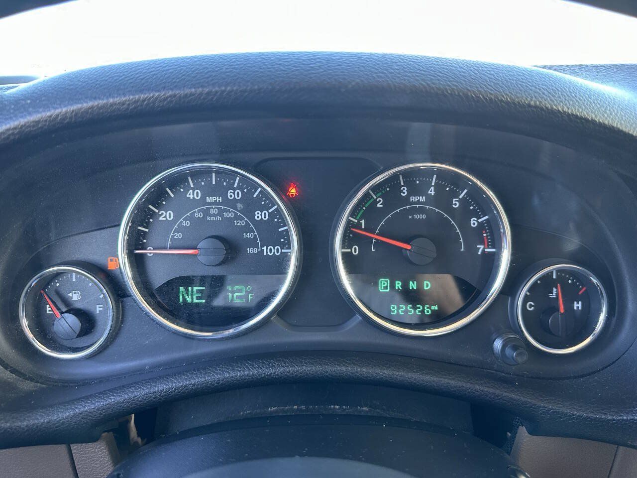 Used 2016 Jeep Wrangler Unlimited Sahara w/ Dual Top Group AWD/4WD image 22