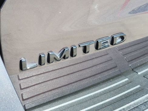 Used 2023 Ford Expedition Limited AWD/4WD image 13