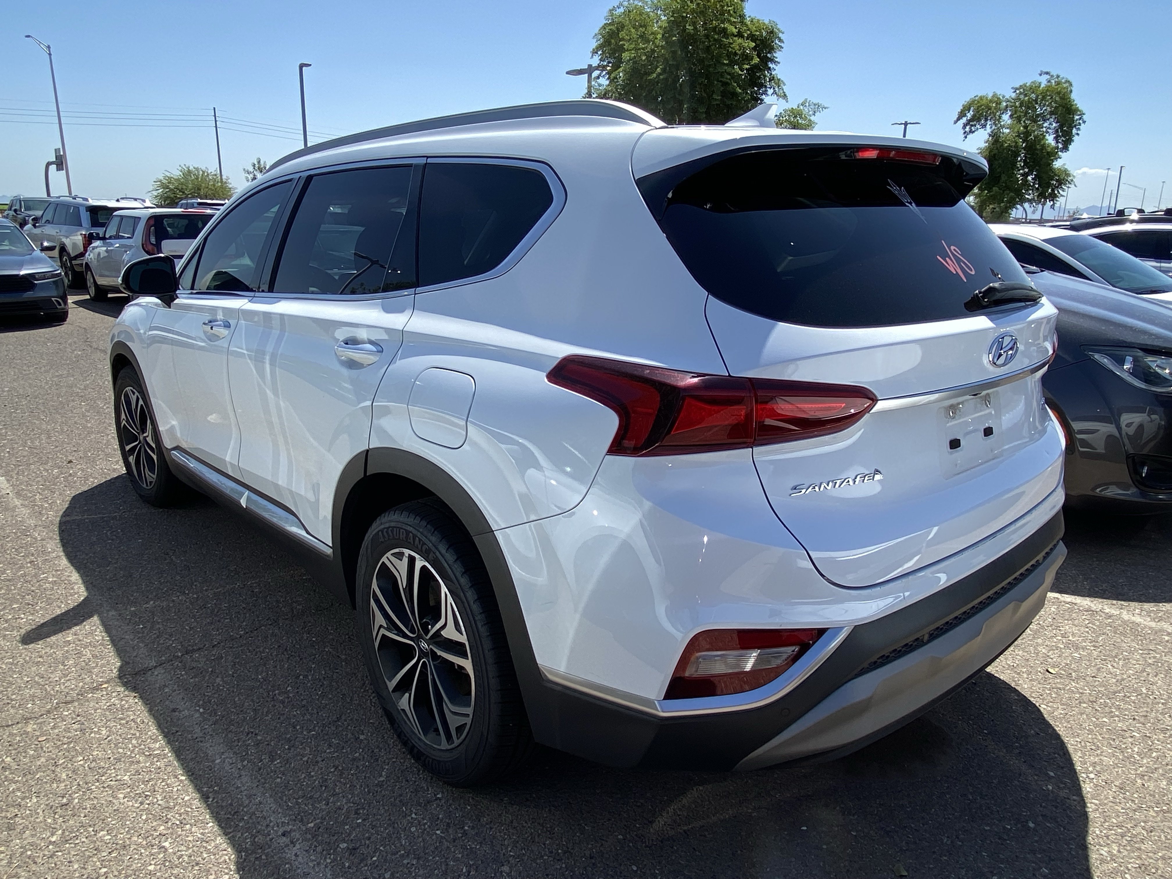 Used 2020 Hyundai Santa Fe SEL FWD image 2