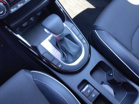 Used 2024 Kia Forte GT-Line image 26