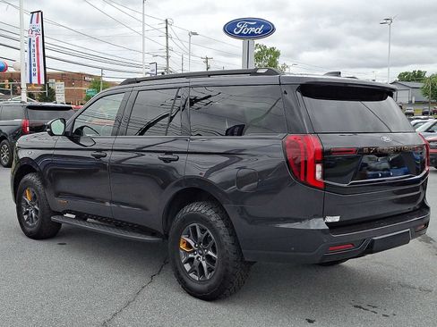 Certified 2025 Ford Expedition Tremor AWD/4WD image 4