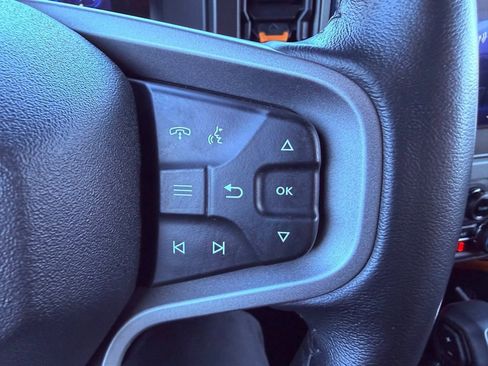 Used 2023 Ford Bronco Badlands image 19