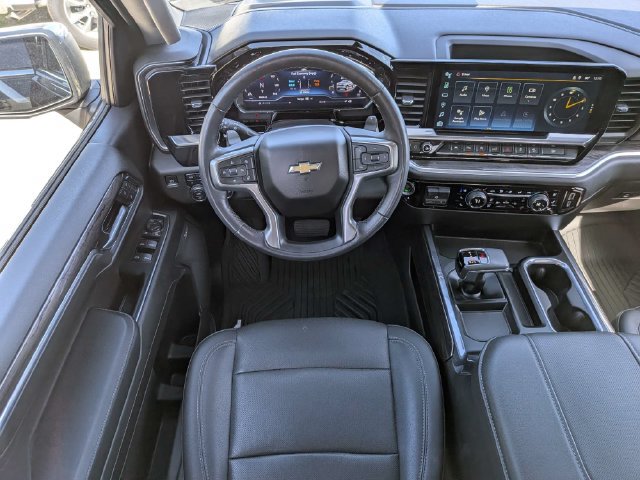 Used 2023 Chevrolet Silverado 1500 LTZ AWD/4WD image 17