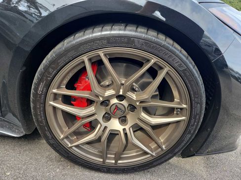 Used 2024 Chevrolet Corvette Z06 image 2