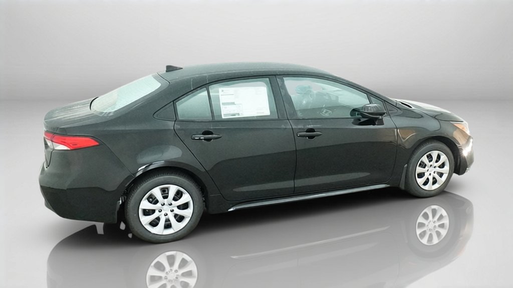 New 2027 Toyota Corolla LE FWD image 8
