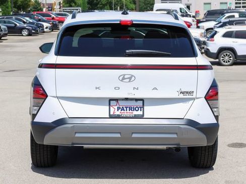 New 2026 Hyundai Kona Limited FWD image 4