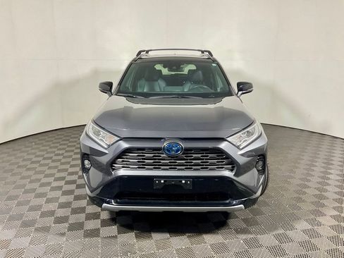 Used 2020 Toyota RAV4 XSE w/ Carpet Mat Package AWD/4WD image 10