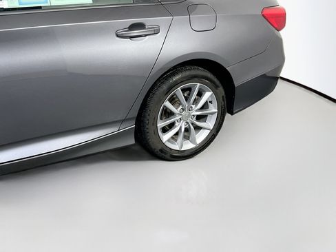 Used 2022 Honda Accord LX image 28