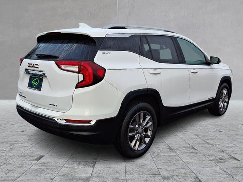 Certified 2022 GMC Terrain SLT w/ Infotainment Package II AWD/4WD image 5