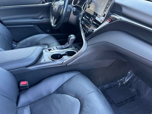 Used 2024 Toyota Camry XLE FWD image 19