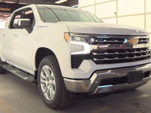 Used 2023 Chevrolet Silverado 1500 LTZ image 2