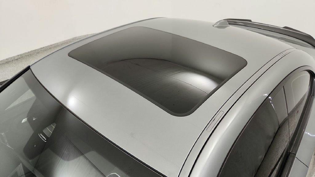 Used 2025 BMW M2 w/ Lighting Package RWD image 17