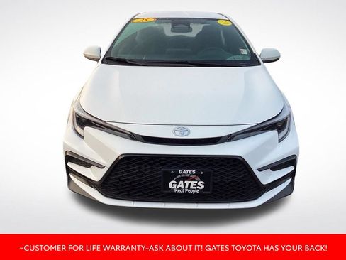 Used 2025 Toyota Corolla SE FWD image 2
