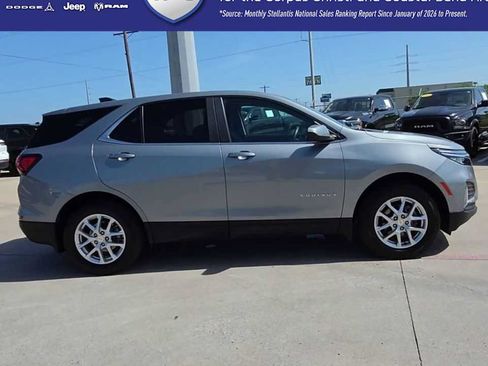 Used 2023 Chevrolet Equinox LT w/ LPO, Floor Liner Package AWD/4WD image 9