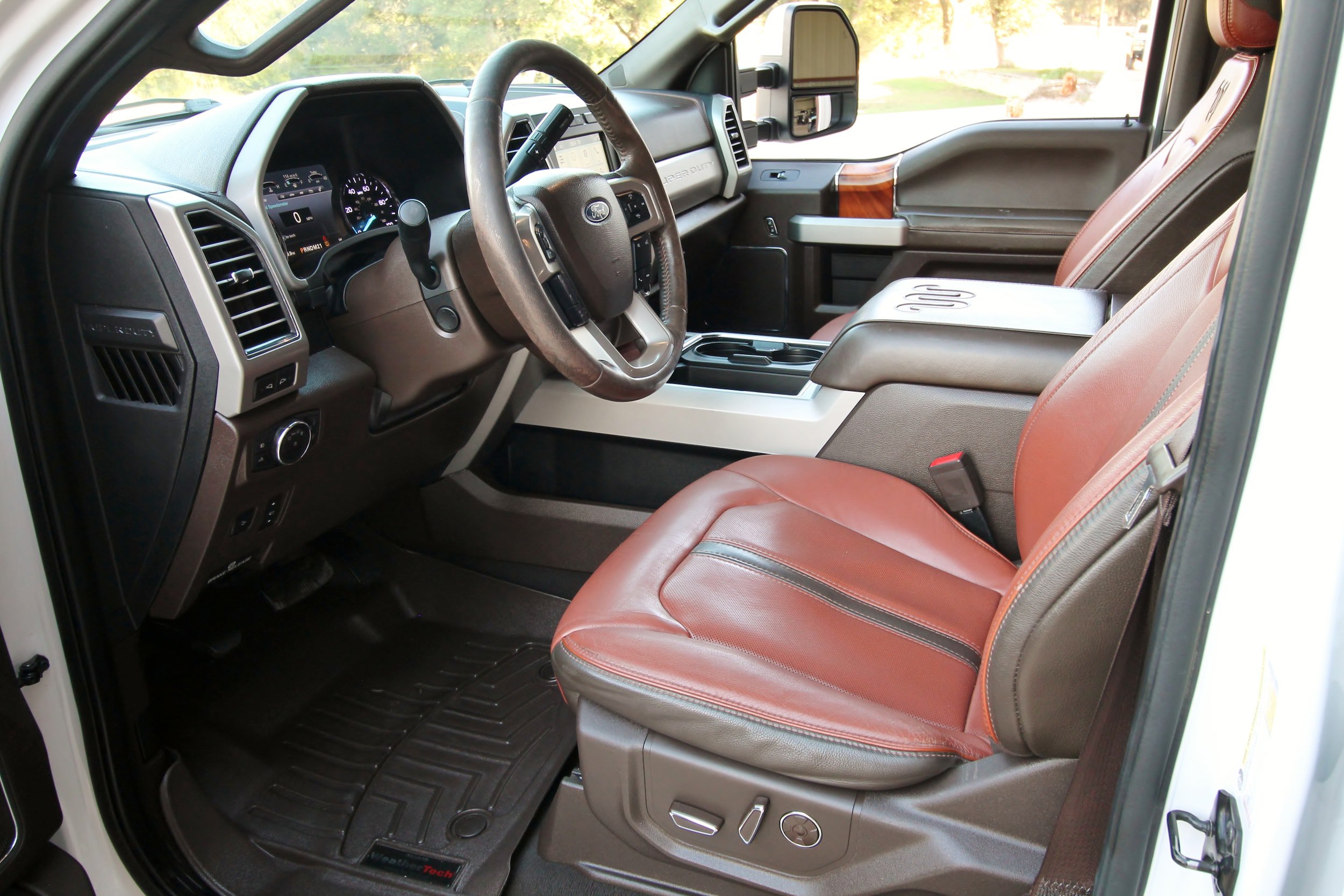 Used 2019 Ford F350 King Ranch w/ King Ranch Ultimate Package AWD/4WD image 22