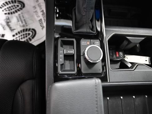 Used 2023 Toyota Tundra SR5 w/ SR5 Convenience Package AWD/4WD image 20