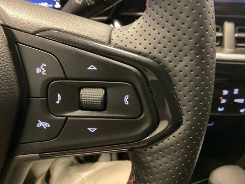 Used 2024 Chevrolet Trax RS w/ Driver Confidence Package FWD image 23