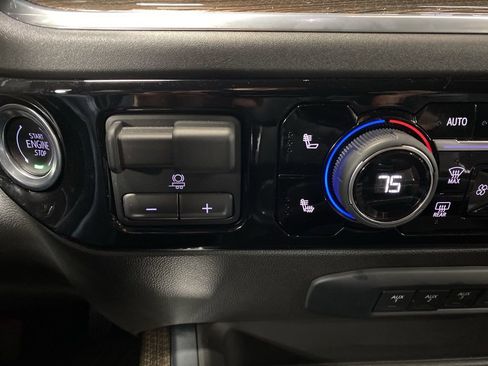 Used 2025 Chevrolet Silverado 3500 LT w/ All Star Edition image 32