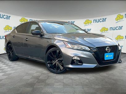 Certified 2022 Nissan Altima 2.5 SR w/ Midnight Edition Package