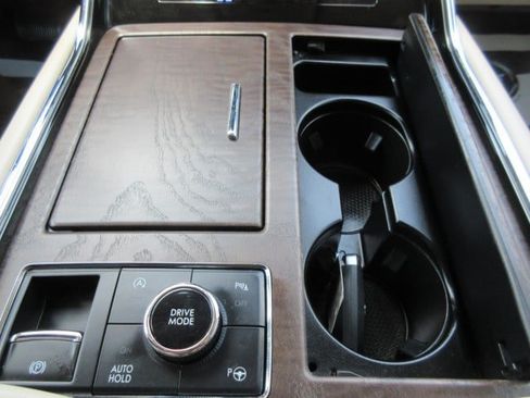 Used 2021 Lincoln Navigator Reserve w/ Luxury Package AWD/4WD image 27