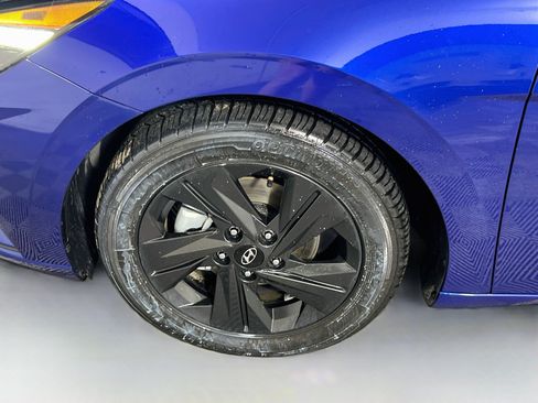 Used 2023 Hyundai Elantra Blue w/ Cargo Package FWD image 13