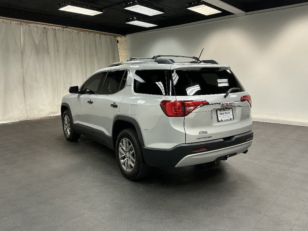 Used 2019 GMC Acadia SLE FWD image 4