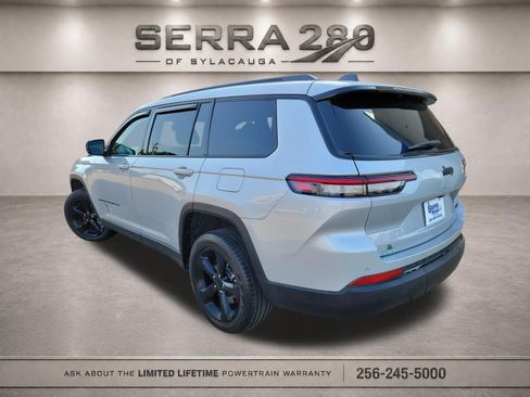 Used 2025 Jeep Grand Cherokee L Limited w/ Black Appearance Package RWD image 7