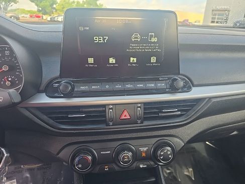 Used 2020 Kia Forte LXS FWD image 14