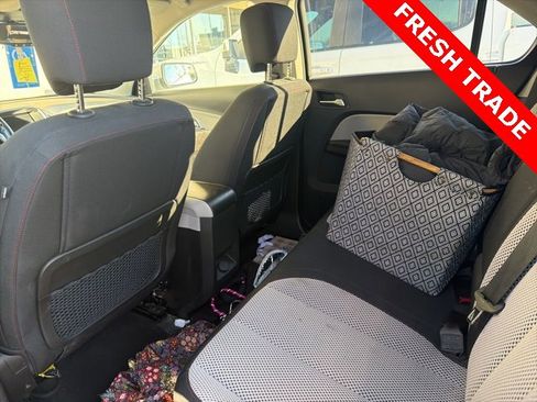 Used 2013 Chevrolet Equinox LT w/ Driver Convenience Package image 5