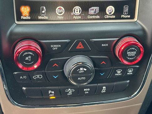 Used 2015 Jeep Grand Cherokee Summit w/ Platinum Series Group image 25