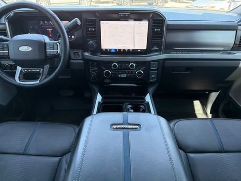 Used 2026 Ford F250 Platinum AWD/4WD image 9