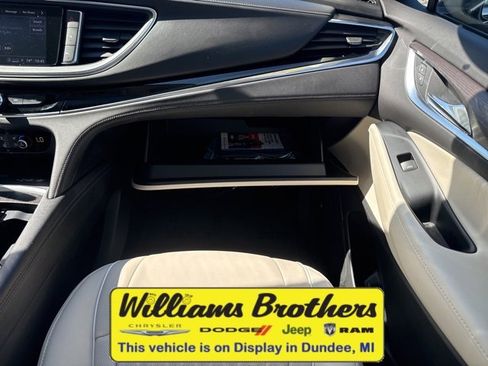 Used 2023 Buick Enclave Avenir w/ Avenir Technology Package image 24