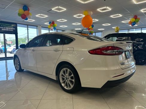 Used 2019 Ford Fusion Energi Titanium image 10
