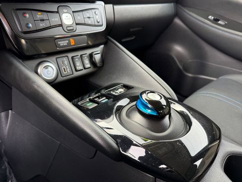 Certified 2023 Nissan Leaf SV Plus image 26