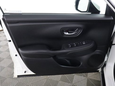 Used 2023 Honda HR-V EX-L image 23