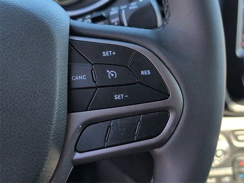 Used 2022 Jeep Cherokee Latitude Lux image 26