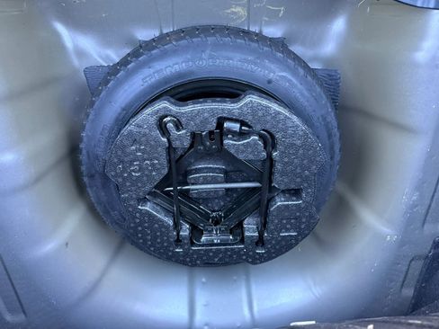 Used 2021 Hyundai Elantra SEL w/ Convenience Package image 24