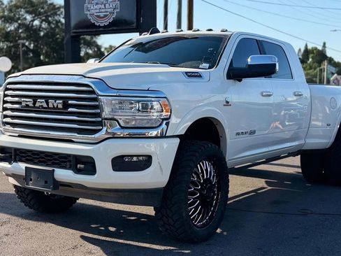 Used 2022 RAM 3500 Limited AWD/4WD image 54