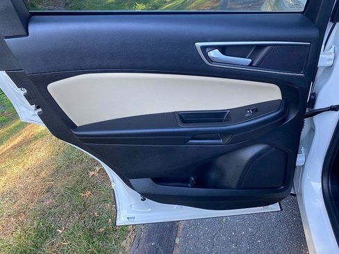 Certified 2022 Ford Edge SEL w/ Convenience Package image 45